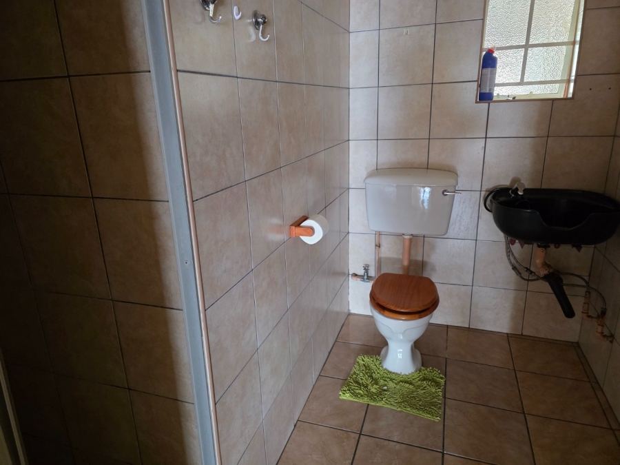 To Let 3 Bedroom Property for Rent in Vaalpark Free State